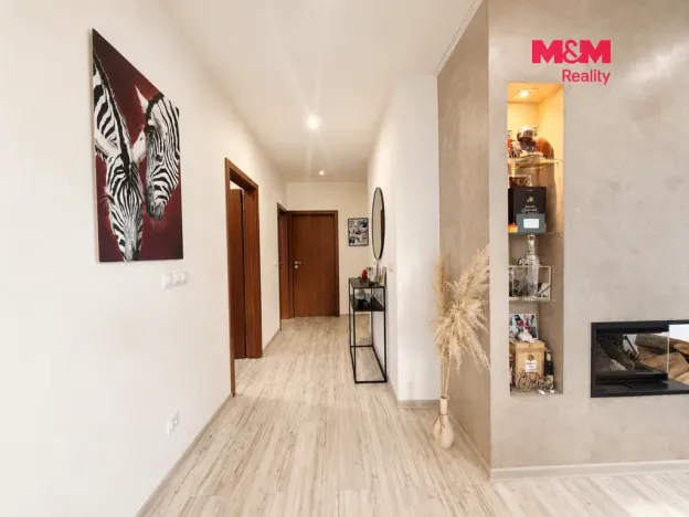 Pronájem rodinného domu, Dobrovice - Holé Vrchy, 120 m2
