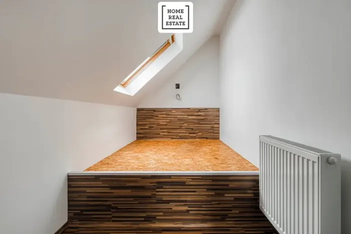 Pronájem rodinného domu, Praha - Dolní Měcholupy, U svornosti, 117 m2