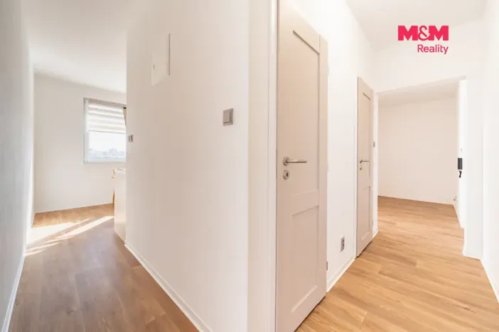 Pronájem bytu 2+1, Cheb, Boženy Němcové, 64 m2