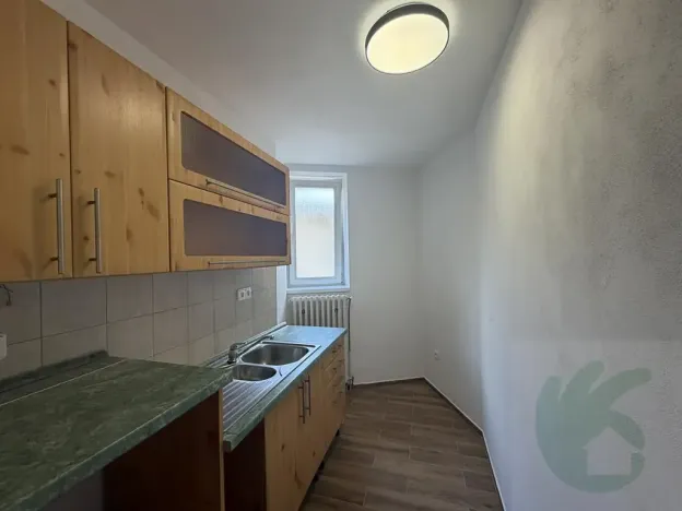 Pronájem kanceláře, Mělník, Pražská, 92 m2