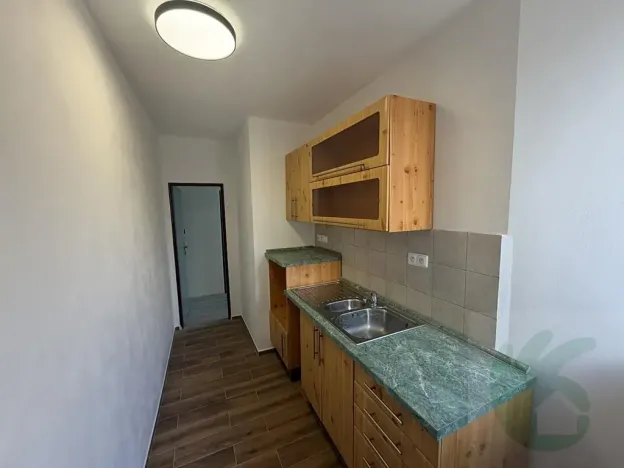 Pronájem kanceláře, Mělník, Pražská, 92 m2
