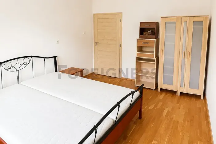 Pronájem bytu 3+1, Praha - Čakovice, Radbuzská, 78 m2