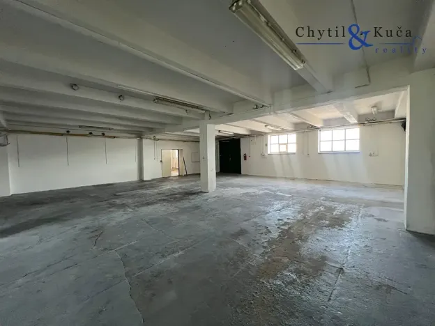Pronájem skladu, Přerov, 1400 m2
