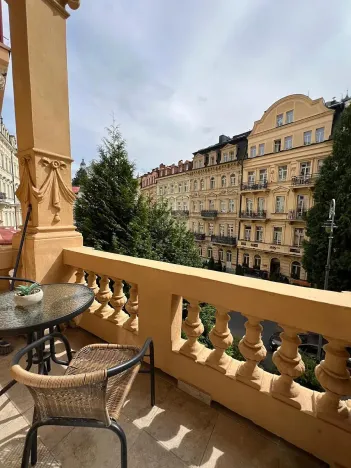 Pronájem bytu 3+kk, Karlovy Vary, Sadová, 82 m2