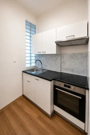 Pronájem bytu 2+1, Praha, V olšinách, 41 m2