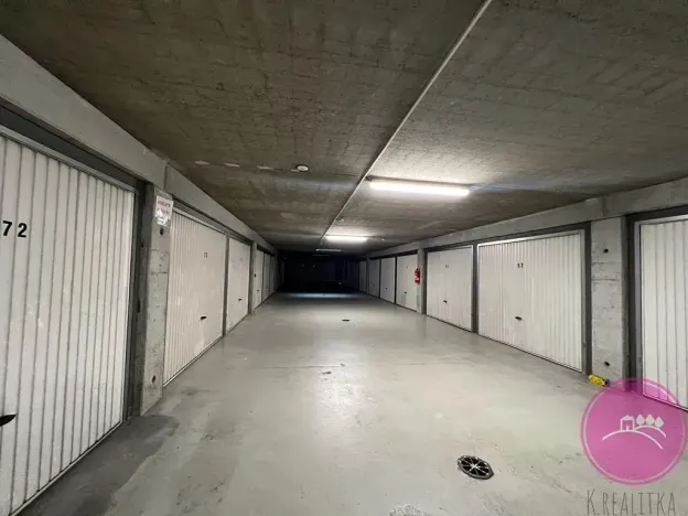 Pronájem garáže, Olomouc, Schweitzerova, 14 m2