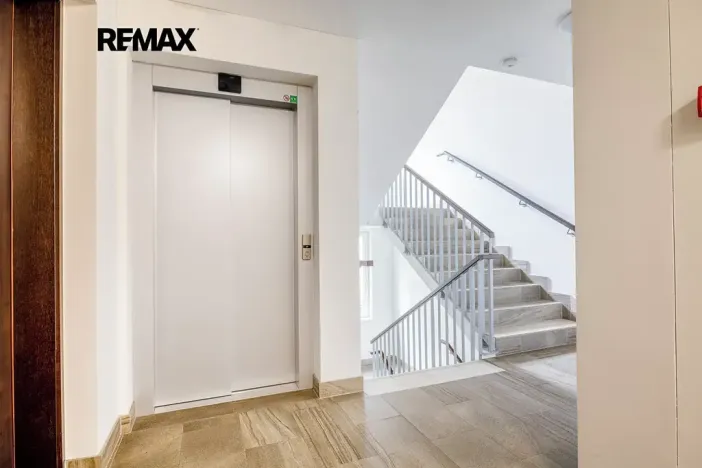 Pronájem bytu 2+kk, Praha - Kamýk, Kramperova, 57 m2