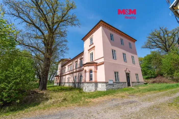 Prodej historického objektu, Dírná - Lžín, 963 m2
