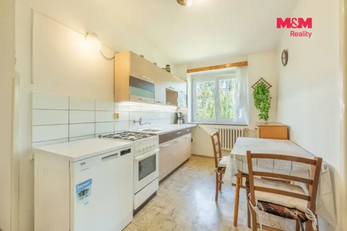 Prodej bytu 3+1, Praha - Dejvice, Sušická, 80 m2