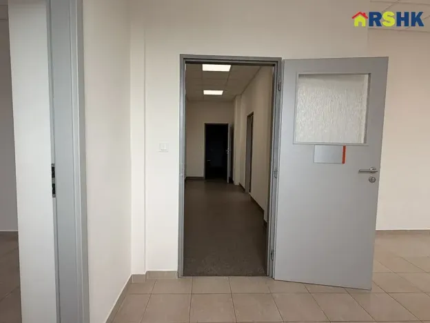 Pronájem kanceláře, Hradec Králové, Koutníkova, 69 m2