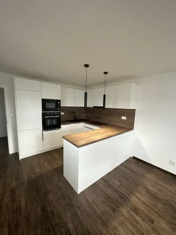 Pronájem bytu 1+kk, Uherské Hradiště - Jarošov, Drahy, 33 m2