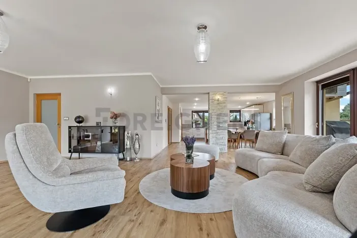 Prodej rodinného domu, Rybí, 340 m2