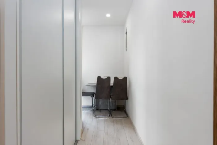 Prodej bytu 2+1, Ostrava - Mariánské Hory, Korunní, 58 m2