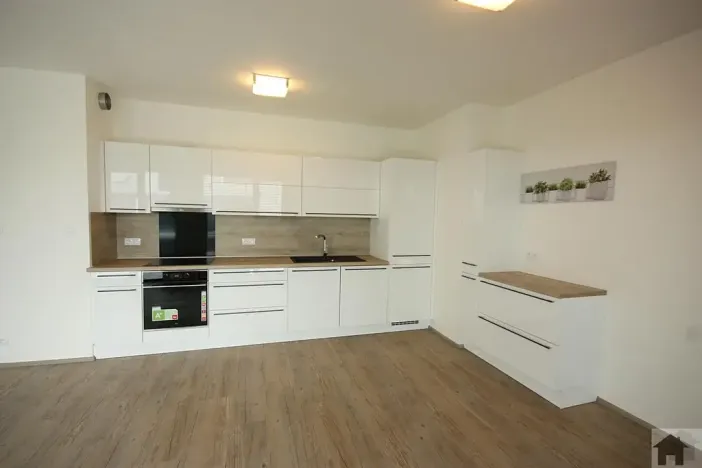 Pronájem bytu 3+kk, Praha - Košíře, Česká, 90 m2