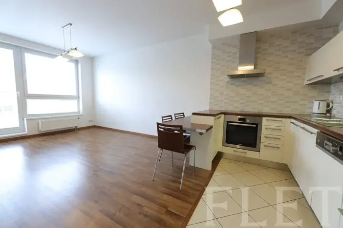Pronájem bytu 2+kk, Praha - Vysočany, Pod Harfou, 49 m2