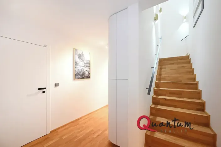 Pronájem bytu 4+kk, Praha - Karlín, Za Karlínským přístavem, 131 m2