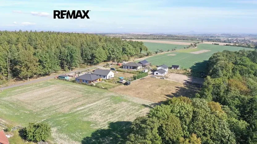Prodej pozemku pro bydlení, Hradečno, 1431 m2