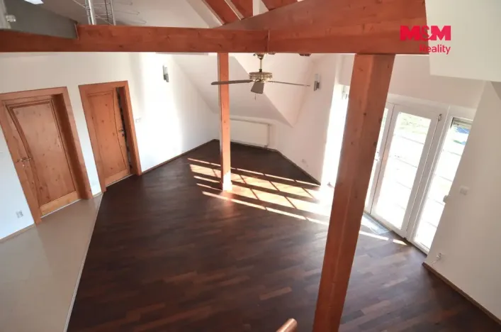 Pronájem bytu 5+kk, Praha - Hloubětín, V Novém Hloubětíně, 162 m2