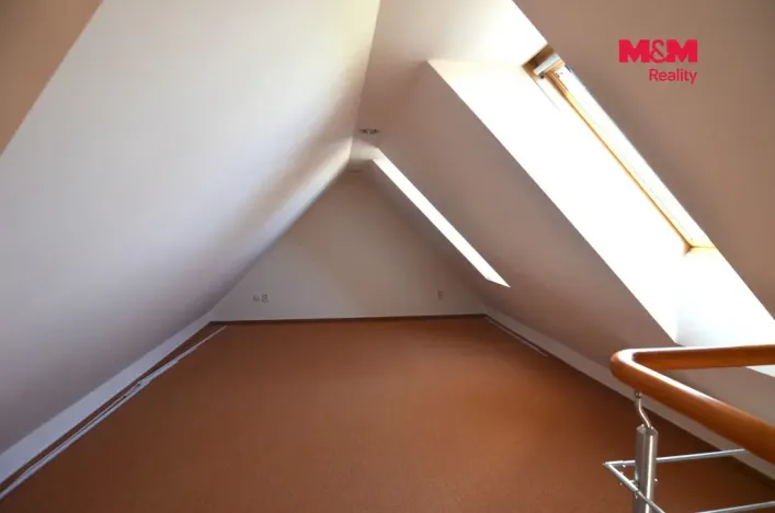 Pronájem bytu 5+kk, Praha - Hloubětín, V Novém Hloubětíně, 162 m2