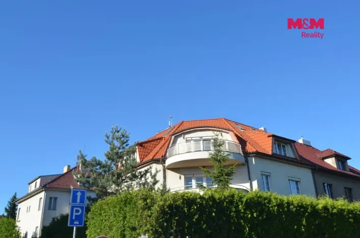 Pronájem bytu 5+kk, Praha - Hloubětín, V Novém Hloubětíně, 162 m2