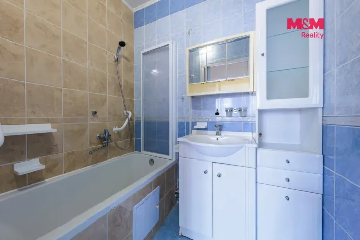 Prodej bytu 3+1, Bukovany, 65 m2