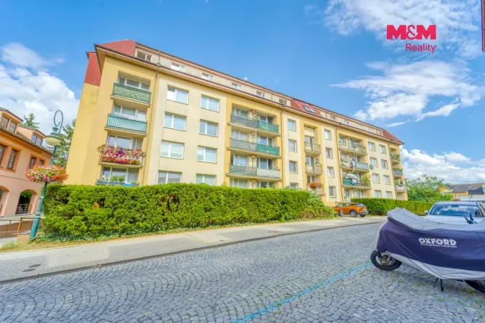 Prodej bytu 2+kk, Beroun - Beroun-Centrum, Na Klášteře, 43 m2