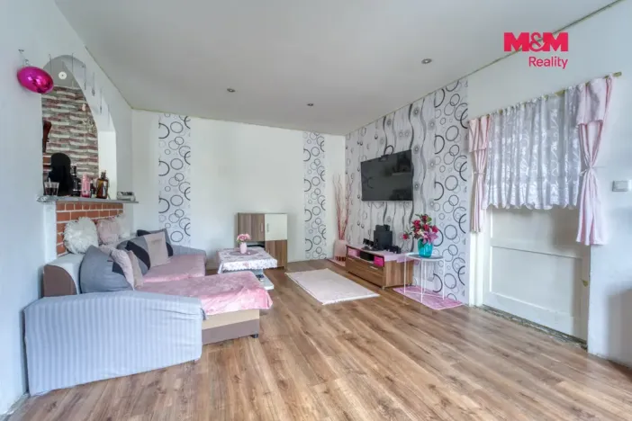 Prodej bytu 3+1, Teplá, Klášterní, 80 m2