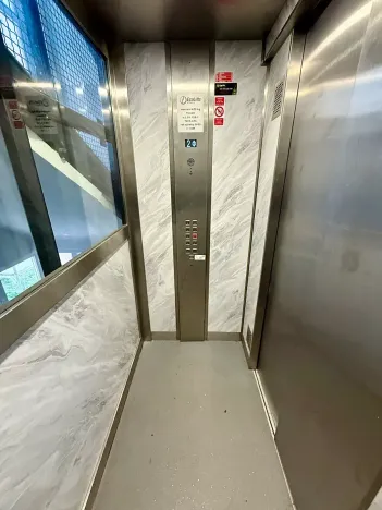 Pronájem bytu 1+1, Praha - Žižkov, Baranova, 56 m2