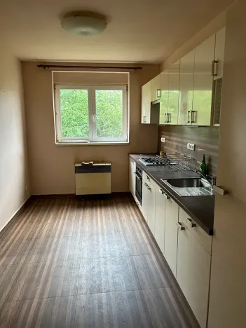 Prodej rodinného domu, Králův Dvůr, Plzeňská, 75 m2