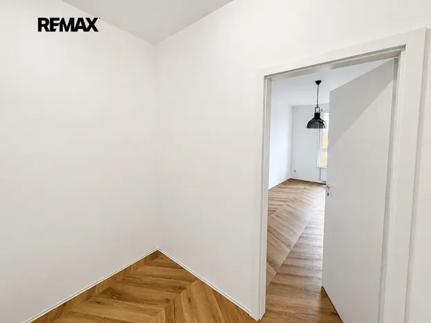 Pronájem bytu 2+kk, Praha - Čakovice, Bermanova, 55 m2