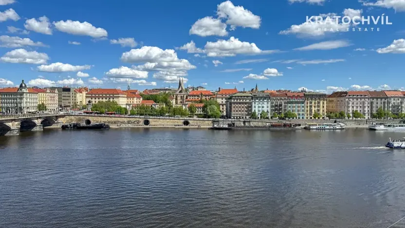 Pronájem bytu 2+1, Praha - Smíchov, Hořejší nábřeží, 117 m2