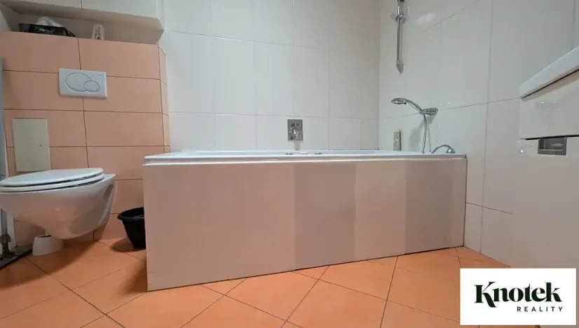 Pronájem bytu 2+kk, Brno, Vrchlického sad, 73 m2