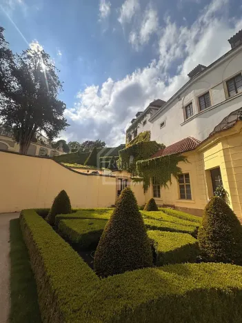 Pronájem bytu 3+kk, Praha - Malá Strana, Vlašská, 75 m2