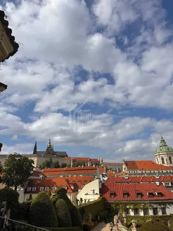 Pronájem bytu 3+kk, Praha - Malá Strana, Vlašská, 75 m2
