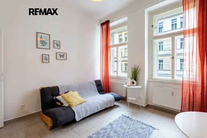 Pronájem bytu 2+kk, Praha - Nové Město, Legerova, 34 m2
