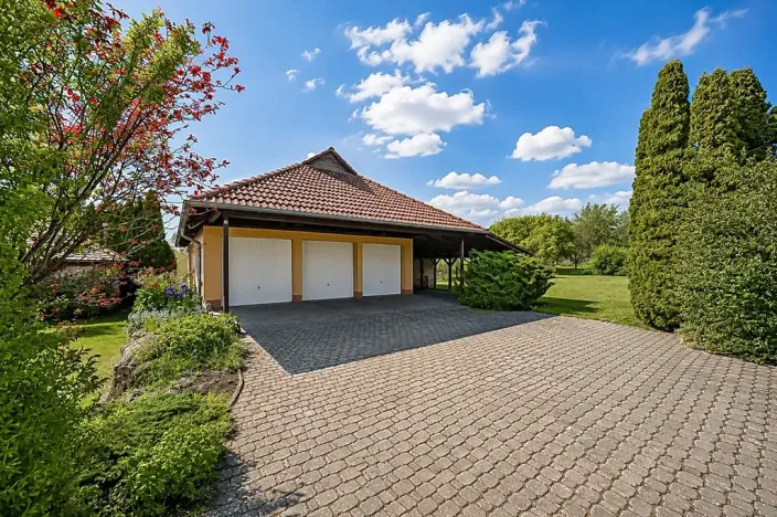 Prodej vily, Hranice, Zahradní, 633 m2
