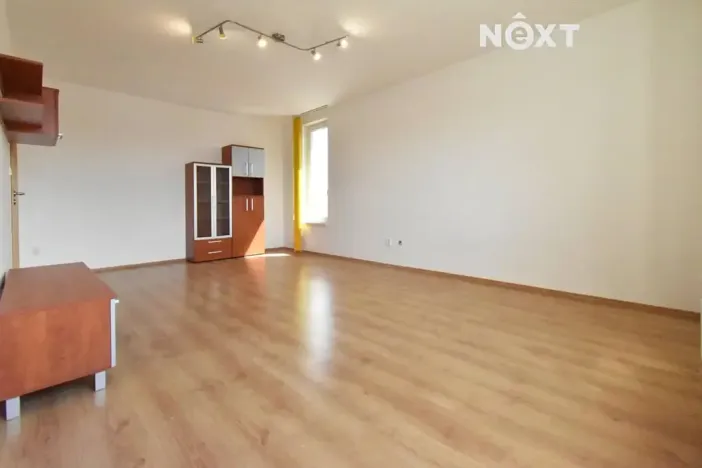Pronájem bytu 2+kk, Břeclav, Lidická, 60 m2