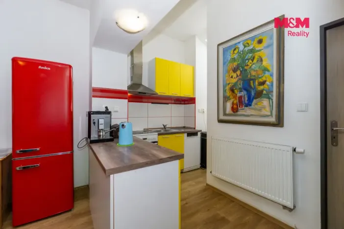 Pronájem bytu 2+kk, Holice, Husova, 55 m2