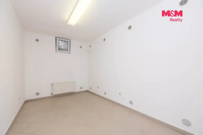 Pronájem kanceláře, Praha - Strašnice, Kolovratská, 61 m2
