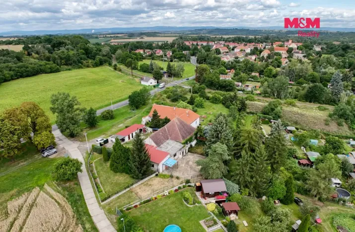 Prodej rodinného domu, Žatec, Kadaňská, 268 m2