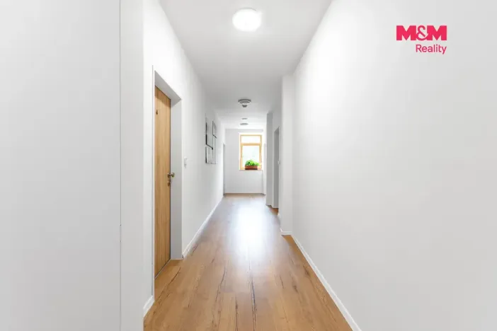 Prodej bytu 1+kk, Horní Lhota, 18 m2