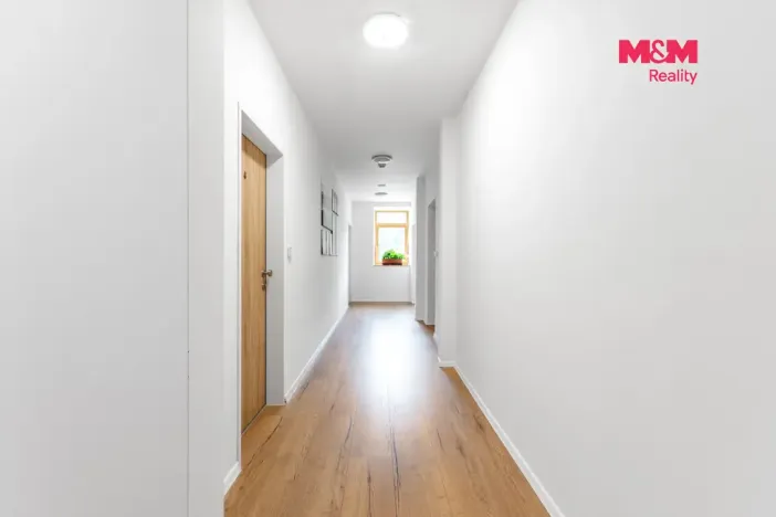 Prodej ubytování, Horní Lhota, 712 m2