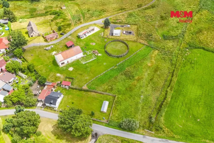 Prodej zemědělského objektu, Křižovatka, 240 m2