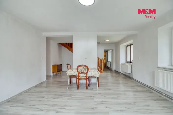 Prodej rodinného domu, Lnáře, 205 m2