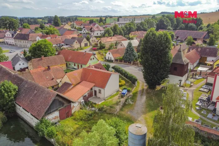 Prodej rodinného domu, Lnáře, 205 m2