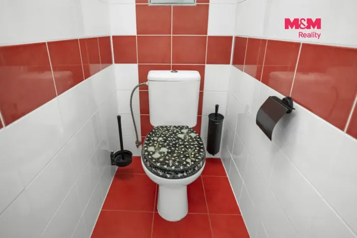 Pronájem bytu 3+1, Nupaky, U Školky, 72 m2