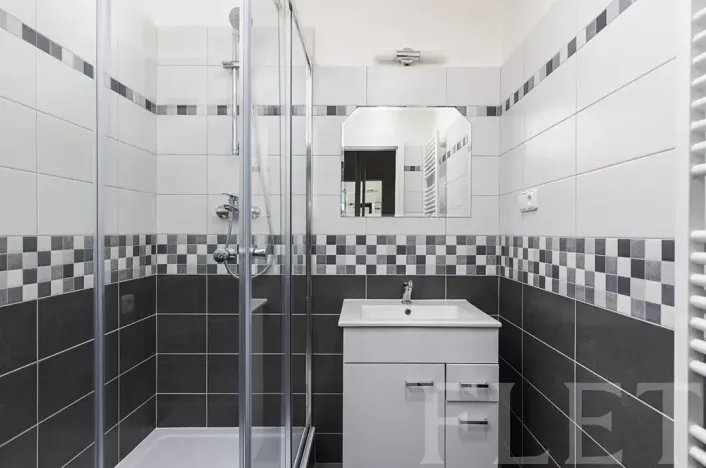 Pronájem bytu 2+1, Praha - Troja, Trojská, 74 m2