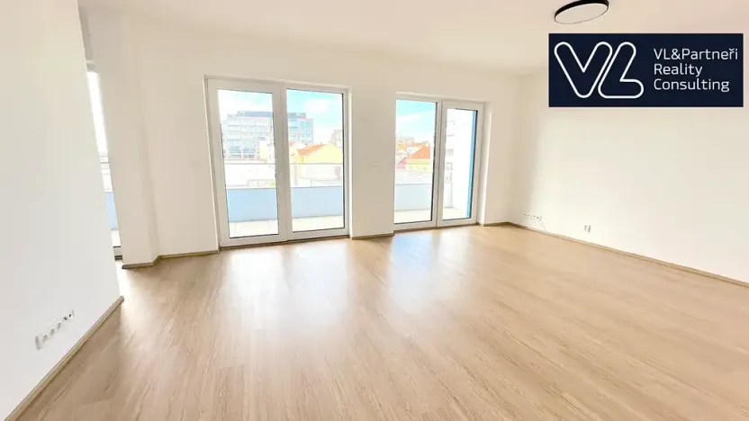 Pronájem bytu 1+1, Brno, Křenová, 72 m2