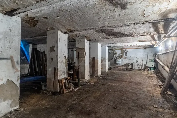 Prodej komerční nemovitosti, Ostrava, Zákrejsova, 1254 m2