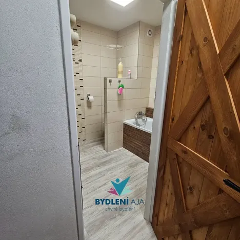 Pronájem bytu 2+1, Krupka, Sídliště, 50 m2